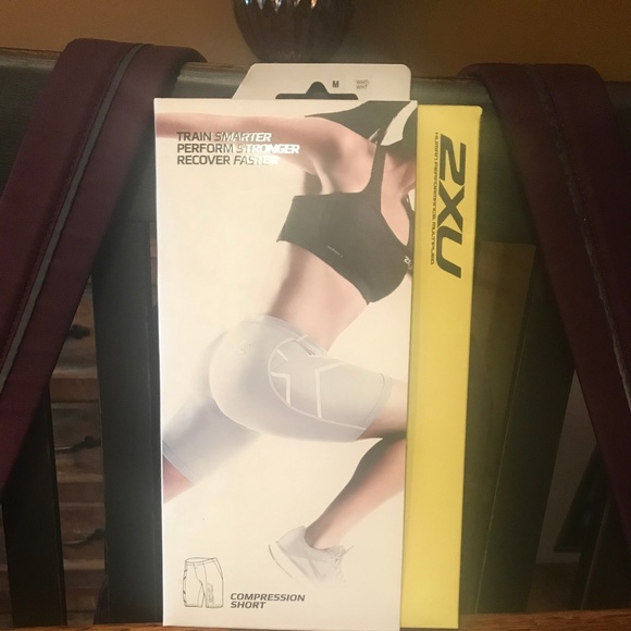 2XU Pants - Athletic Shorts 2XU Pants - Athletic Shorts